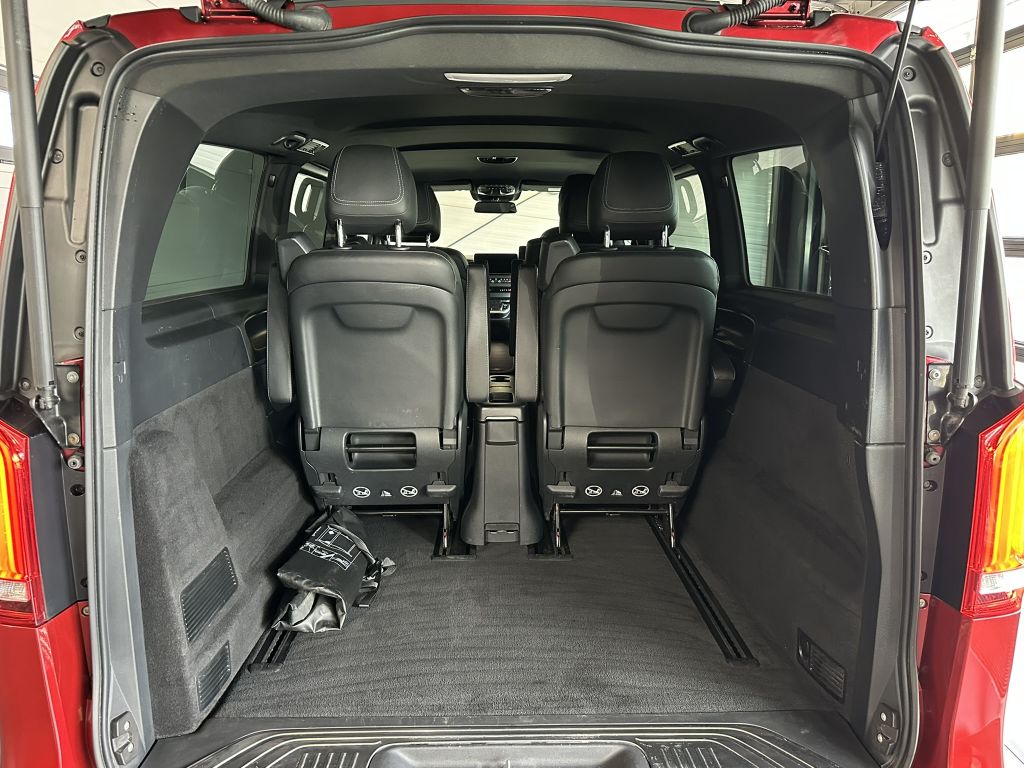 Mercedes-Benz V 300 2022