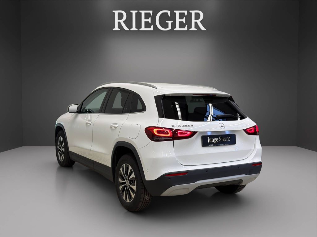 Mercedes-Benz GLA 250 2022