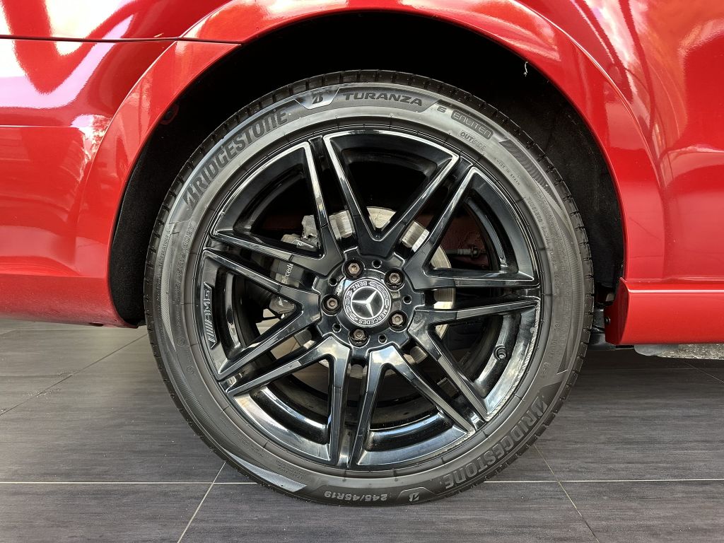 Mercedes-Benz V 300 2022