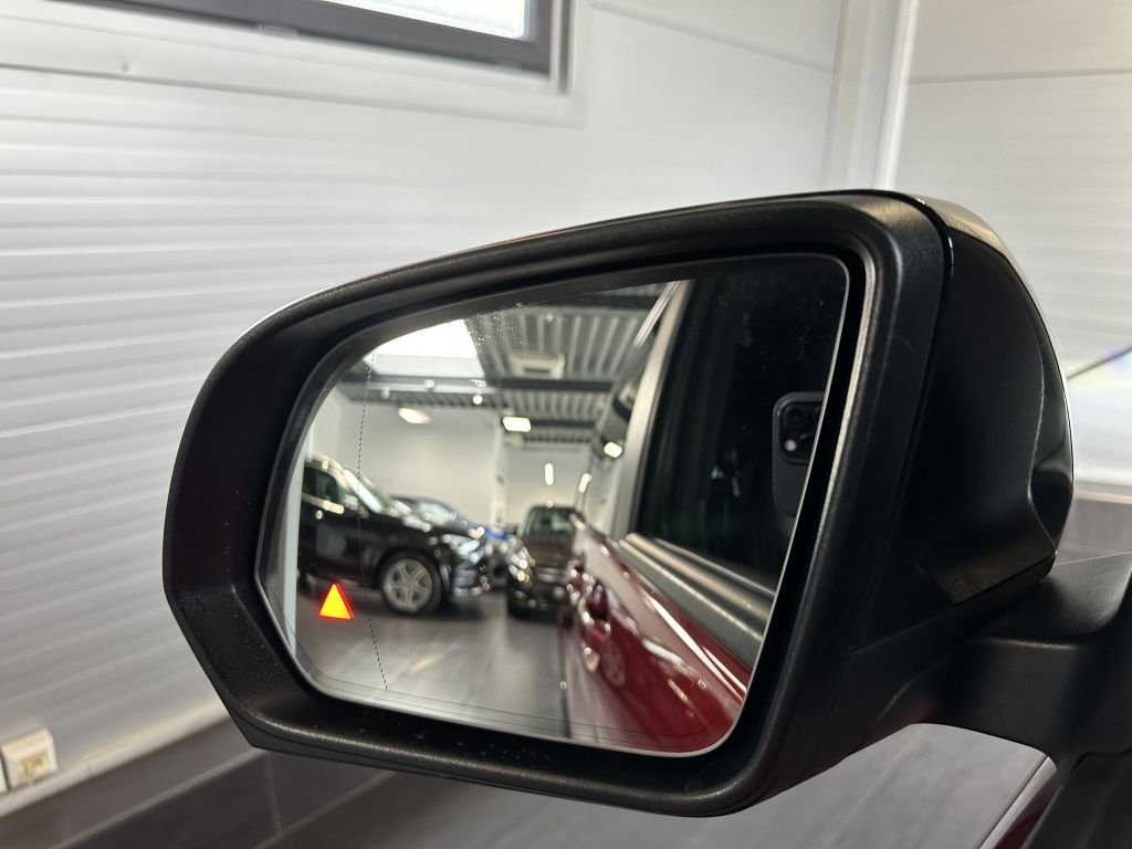 Mercedes-Benz V 300 2022