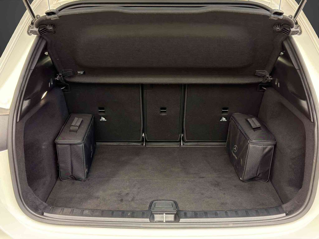 Mercedes-Benz GLA 250 2022