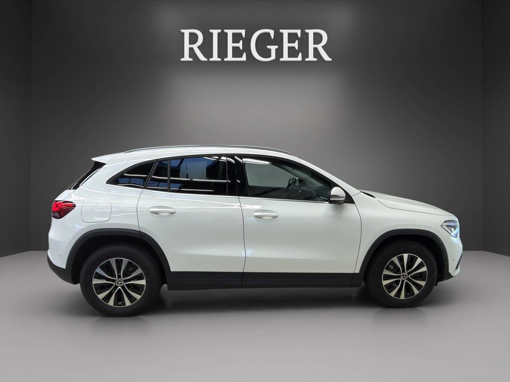Mercedes-Benz GLA 250 2022