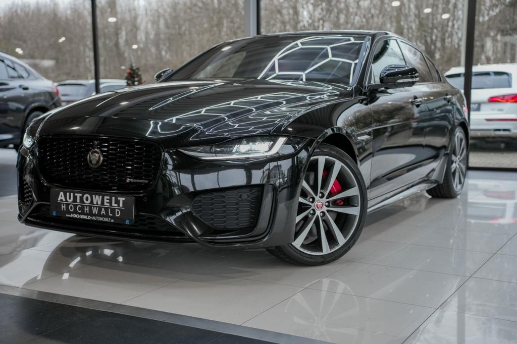 Jaguar XE 2022