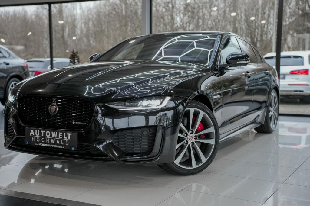 Jaguar XE 2022