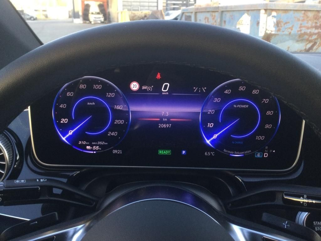 Mercedes-Benz EQE 2024