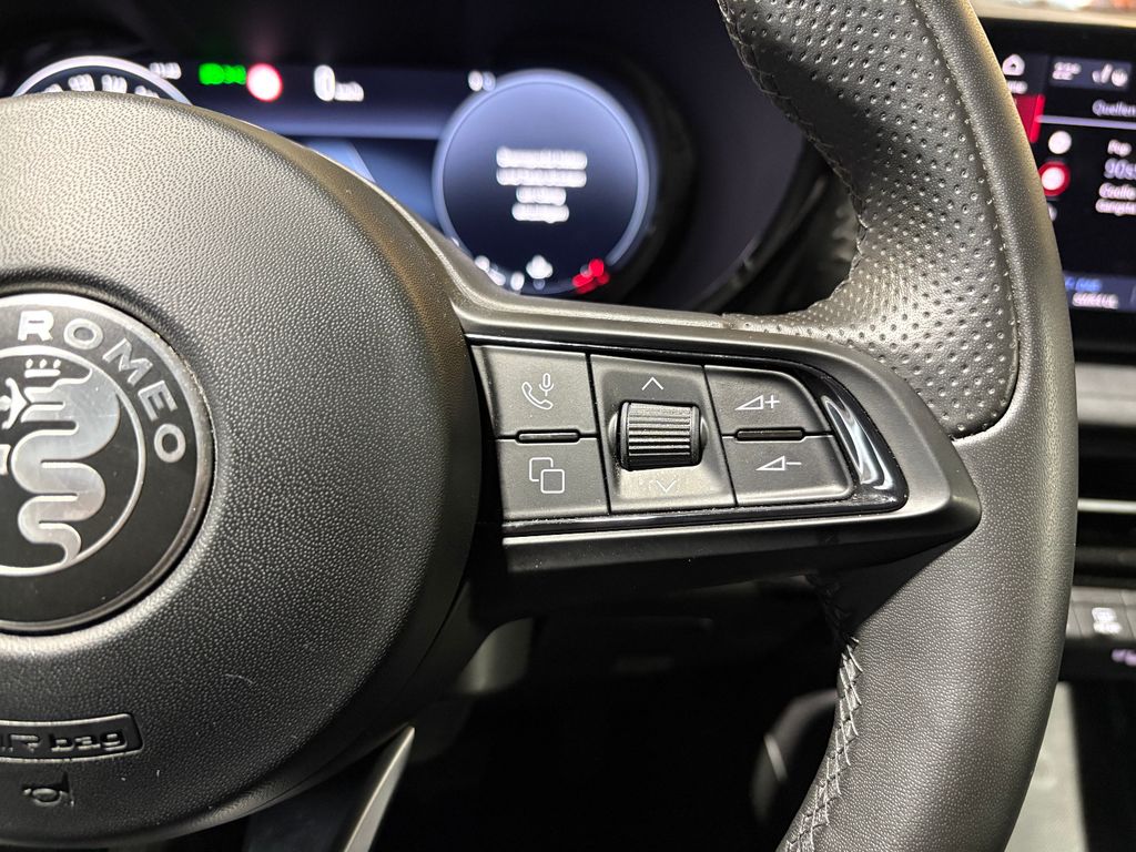 Alfa Romeo Tonale 2023