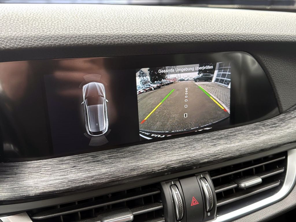 Alfa Romeo Stelvio 2021