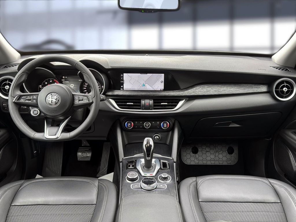 Alfa Romeo Stelvio 2021