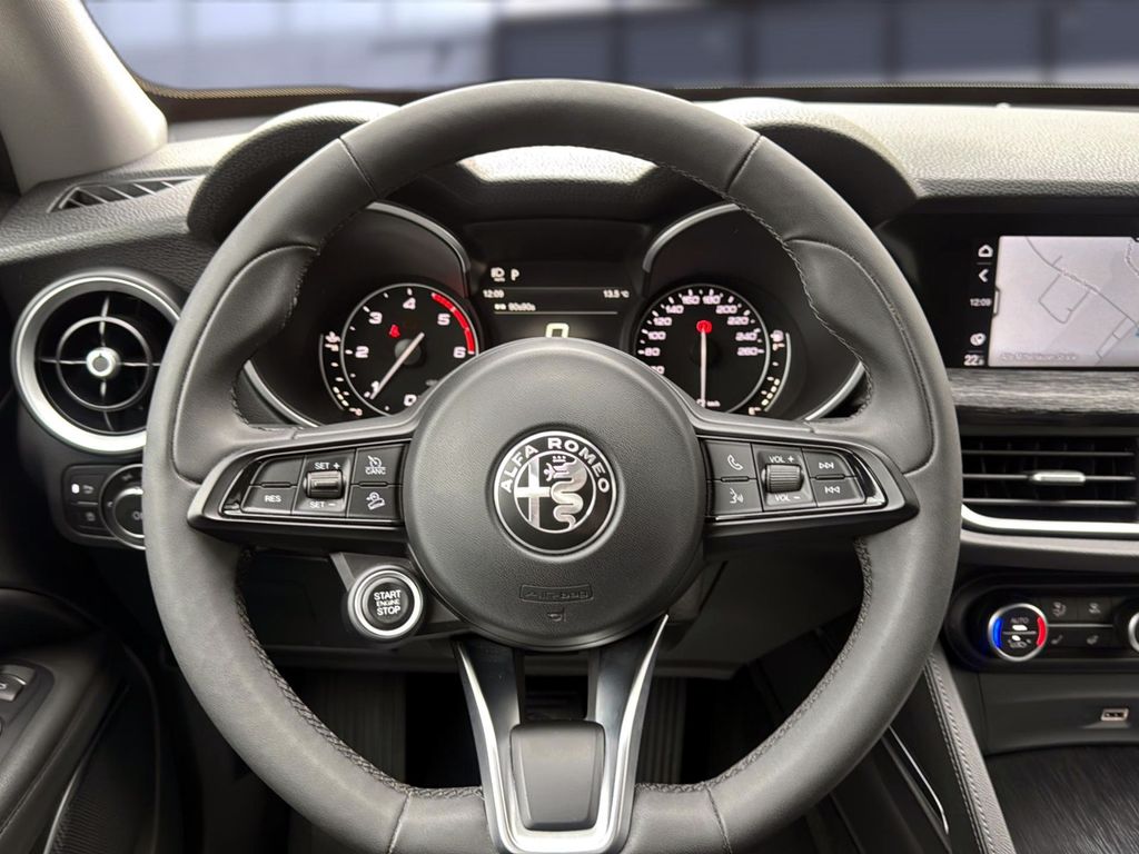 Alfa Romeo Stelvio 2021