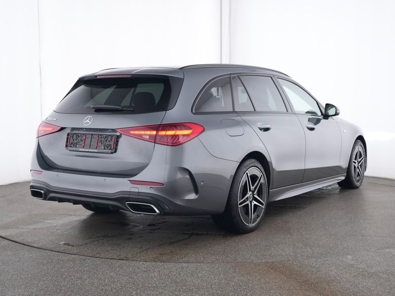 Mercedes-Benz C 300 2025