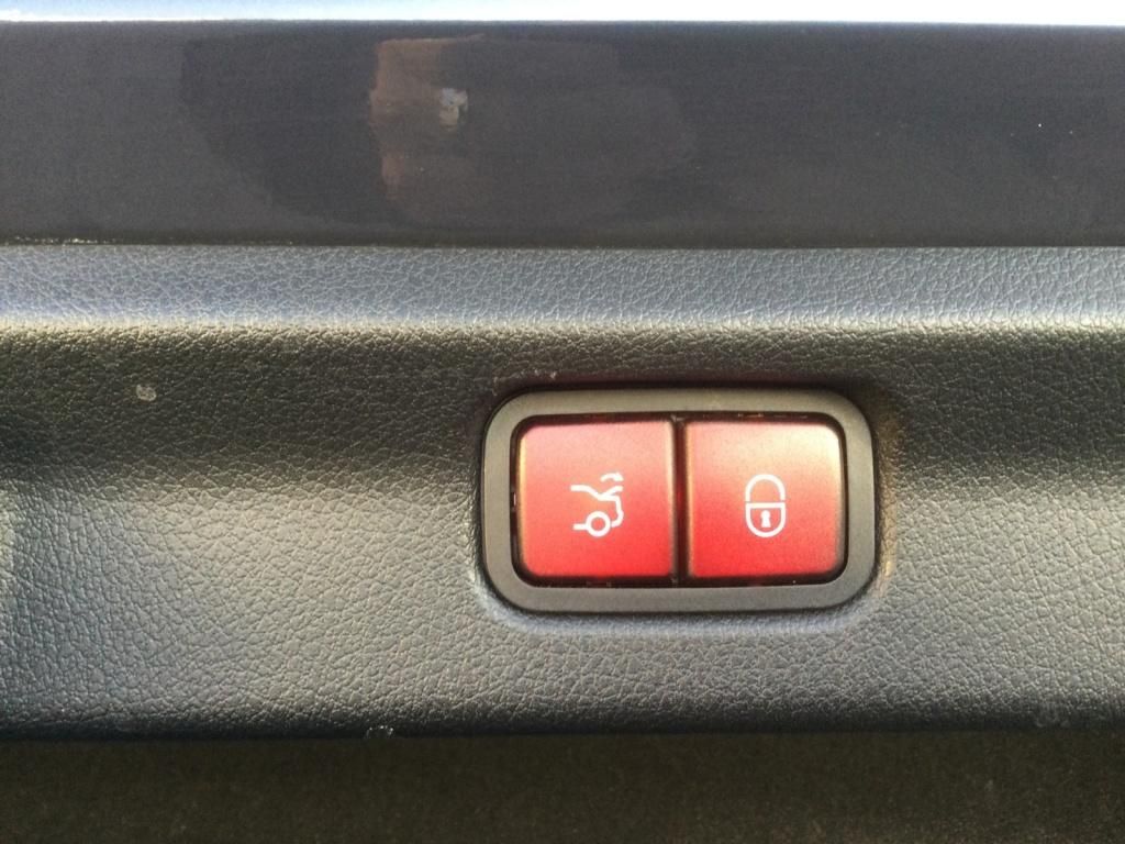 Mercedes-Benz EQE 2024