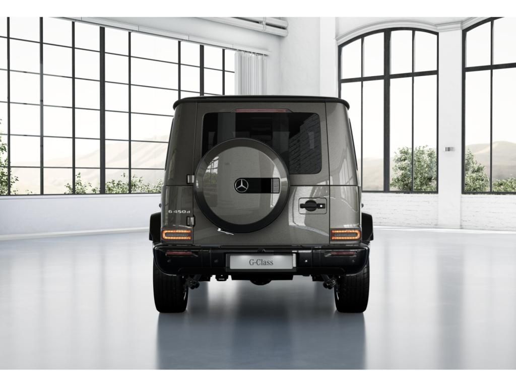 Mercedes-Benz G 450 2025