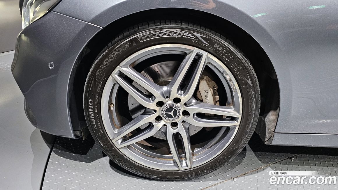 Mercedes-Benz E-Class 2019