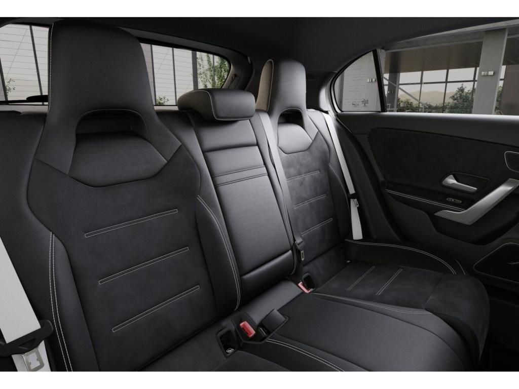 Mercedes-Benz A 250 2025