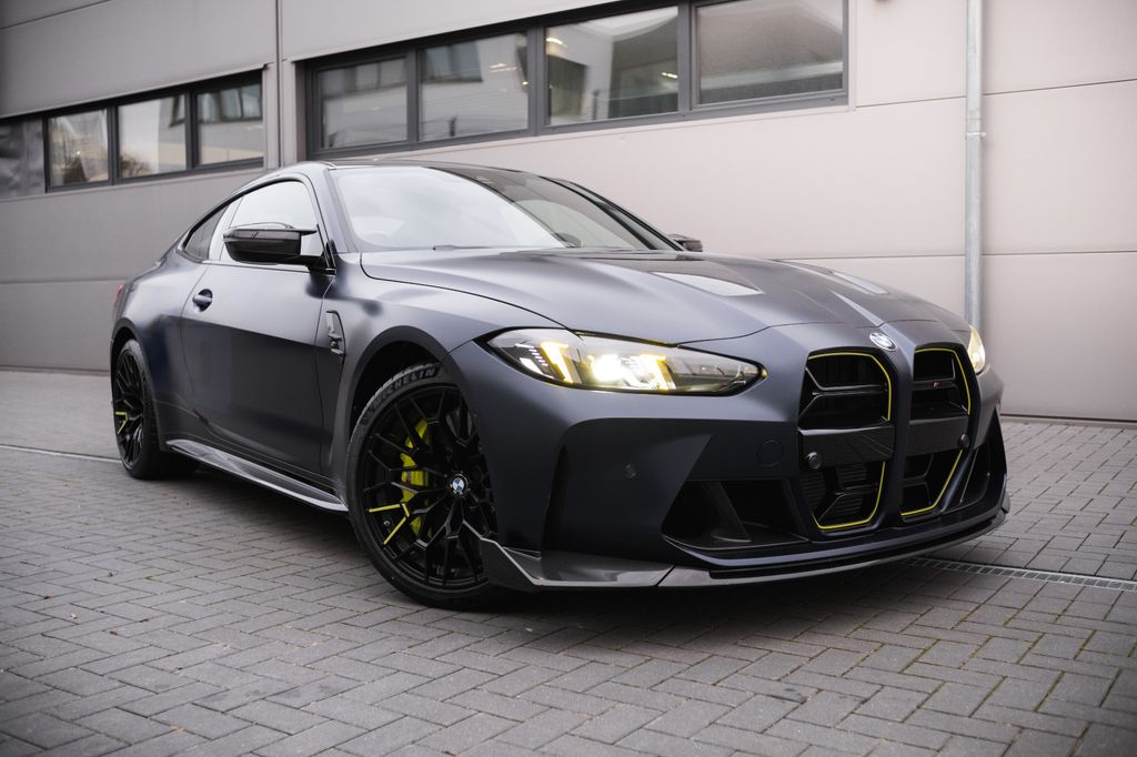 BMW M4 2025