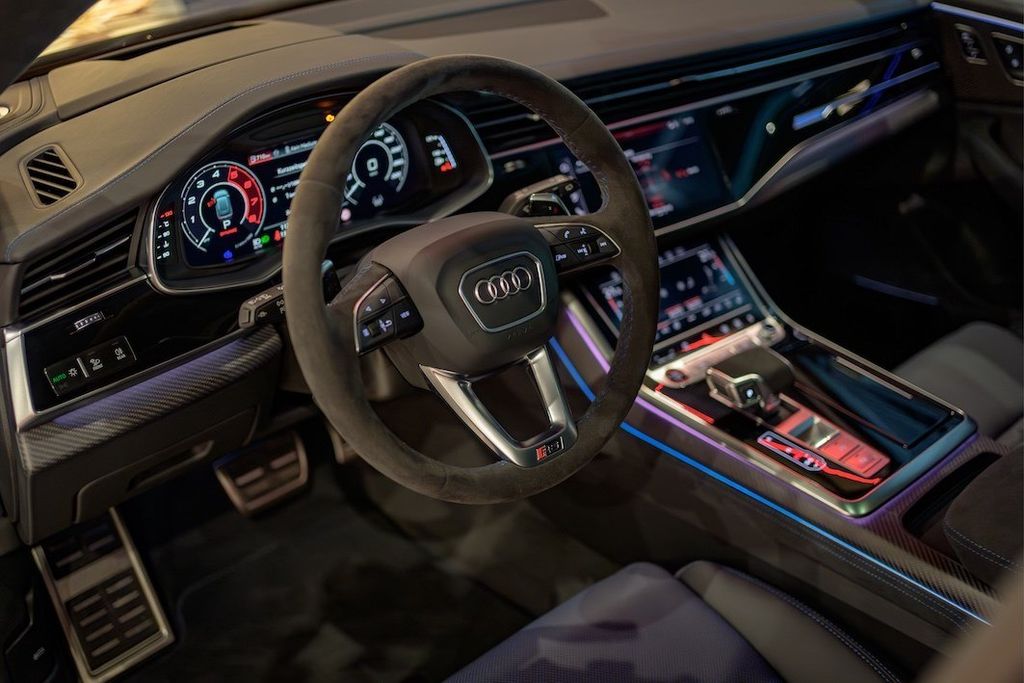 Audi RSQ8 2025