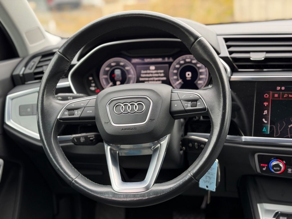 Audi Q3 2021