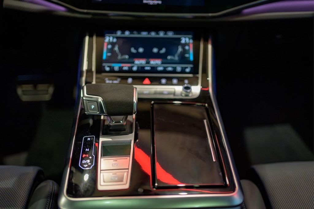 Audi RSQ8 2025