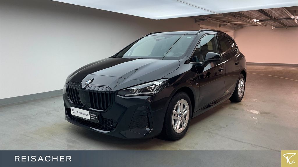 BMW 220 2025