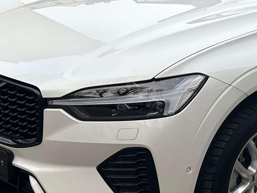 Volvo XC60 2025