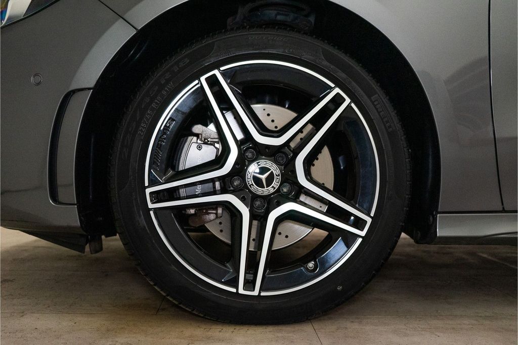 Mercedes-Benz B 250 2021