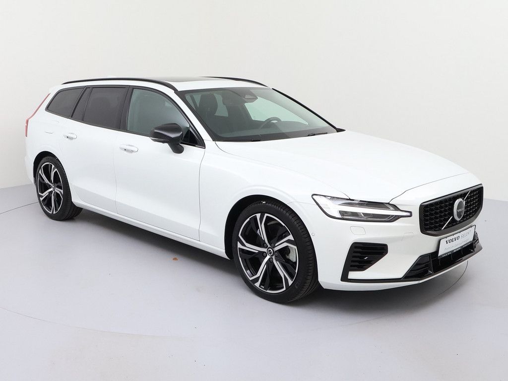 Volvo V60 2025