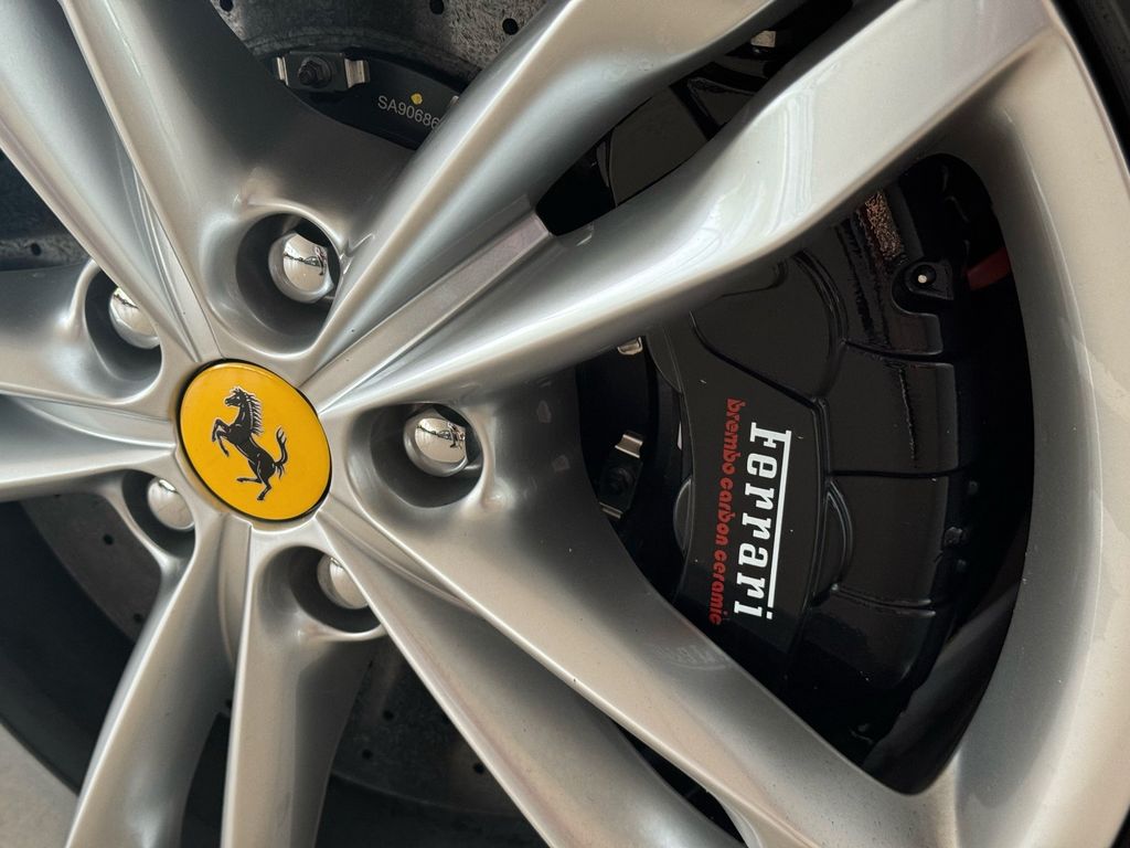 Ferrari 296 GTB 2024
