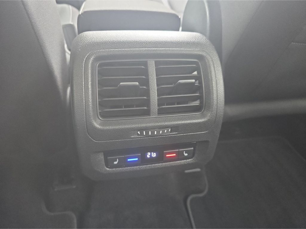 Volkswagen Touran 2021