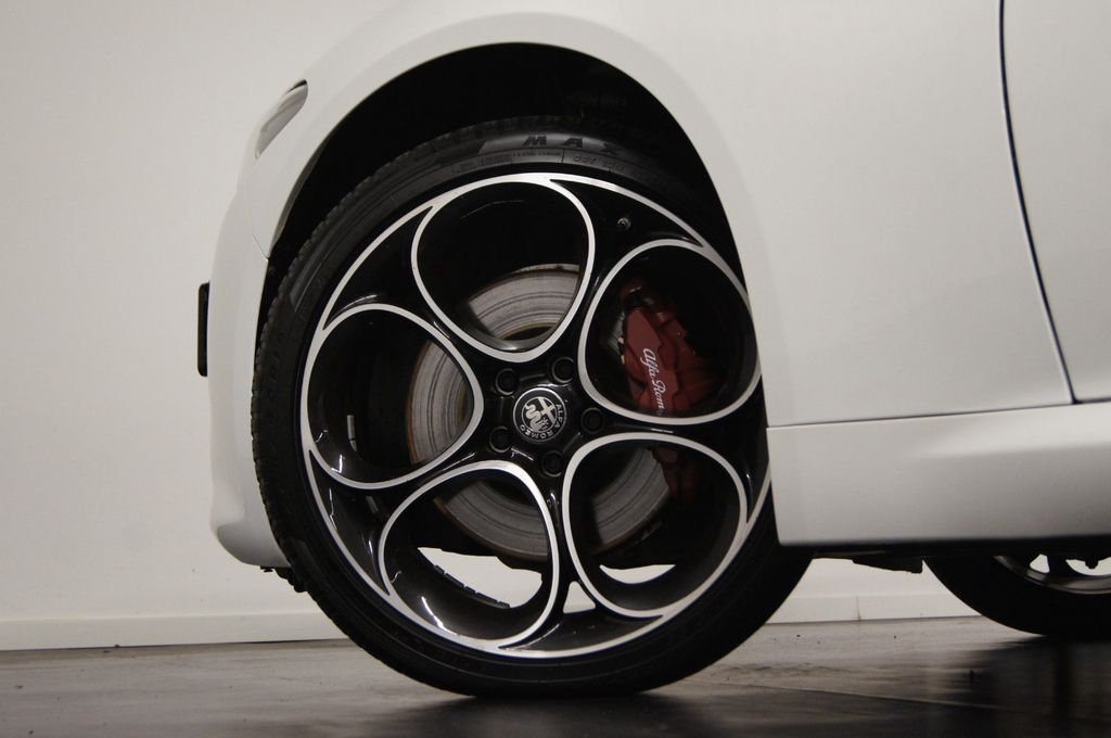 Alfa Romeo Giulia 2024