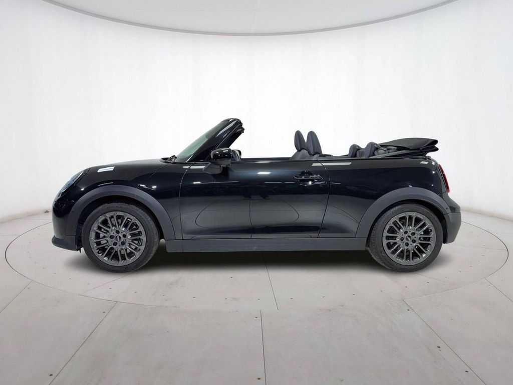 MINI Other 2025