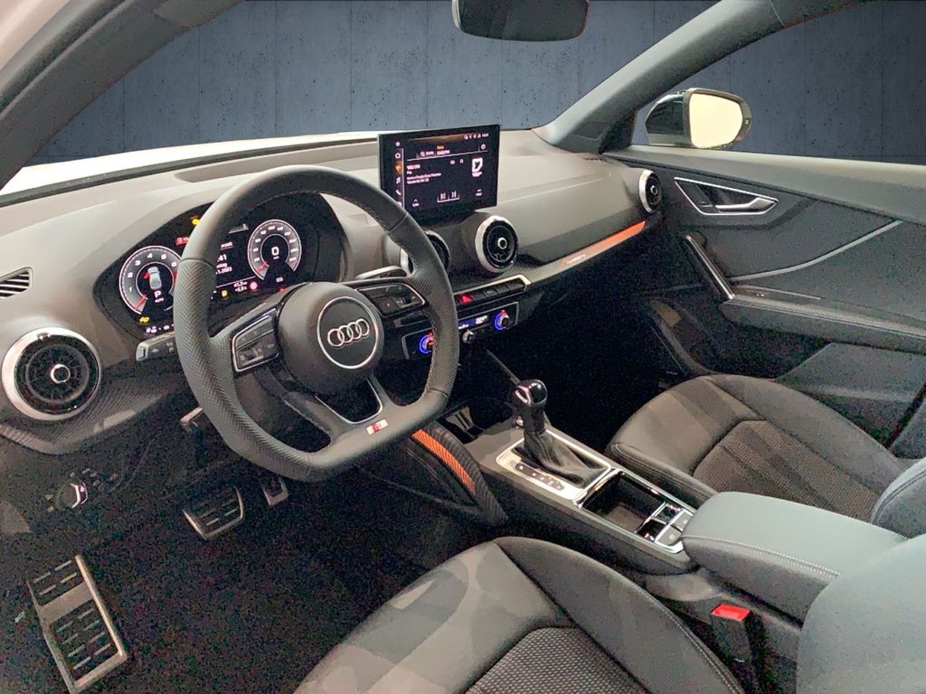 Audi SQ2 2025