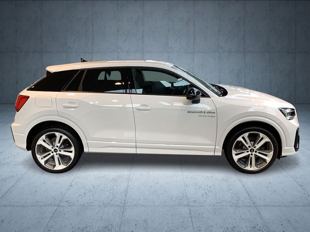 Audi SQ2 2025