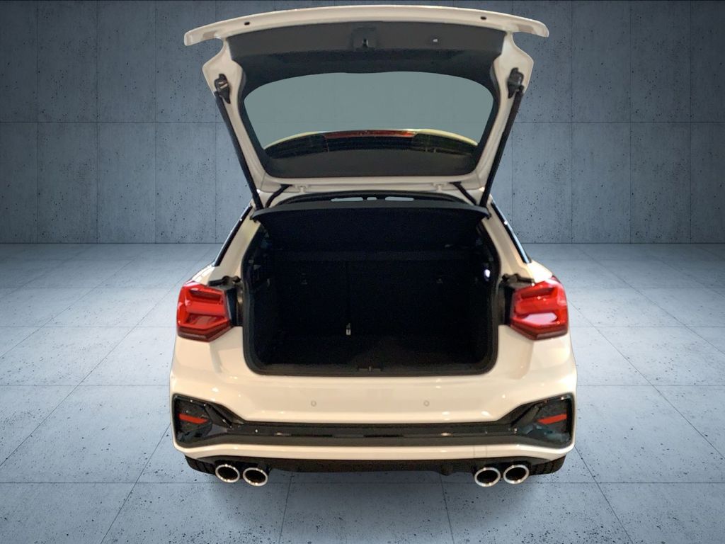 Audi SQ2 2025