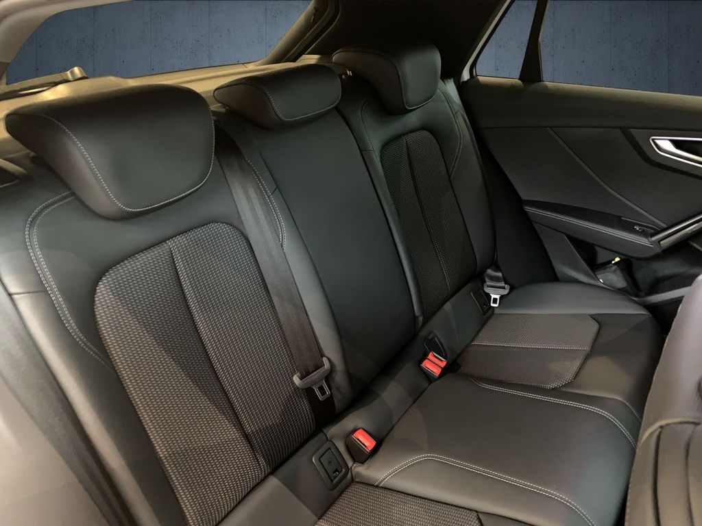 Audi SQ2 2025