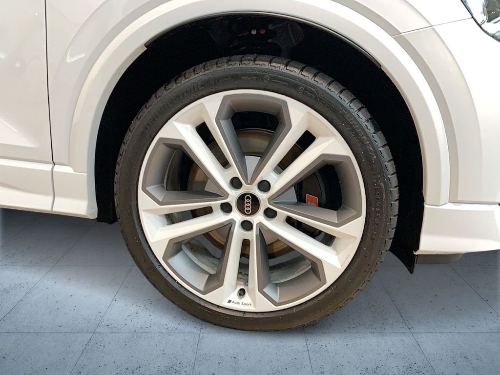 Audi SQ2 2025