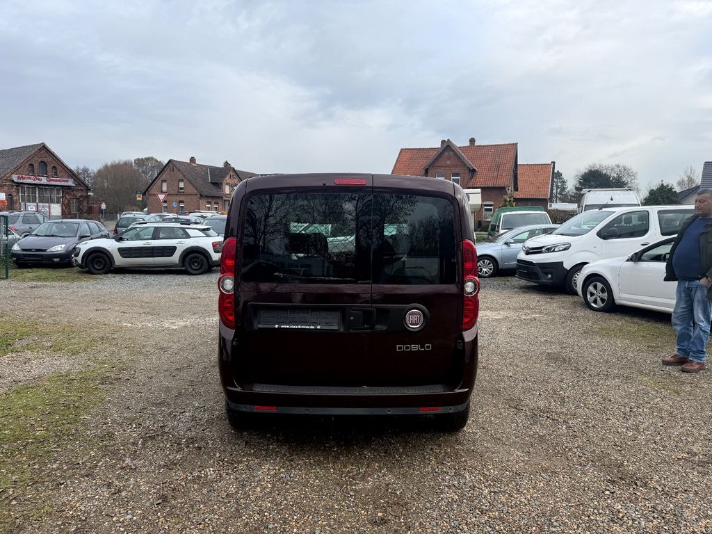 Fiat Doblo 2011