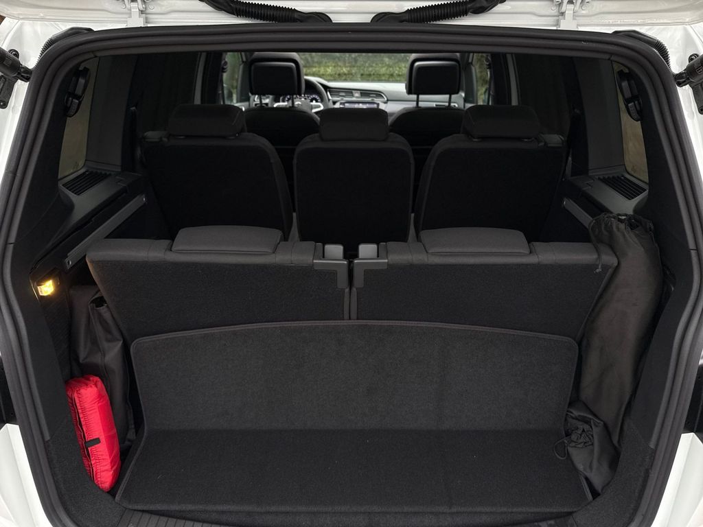 Volkswagen Touran 2025