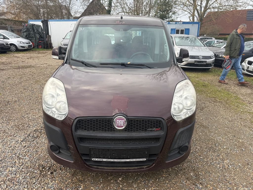 Fiat Doblo 2011
