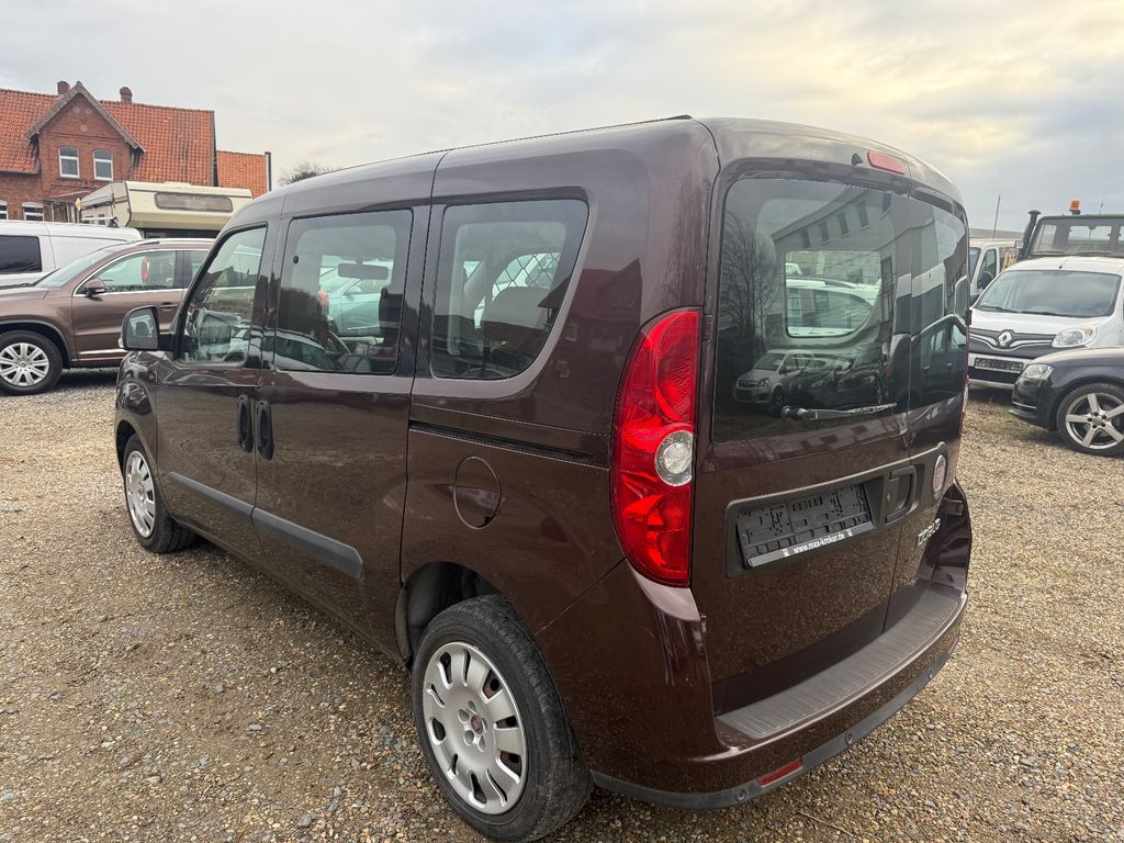 Fiat Doblo 2011