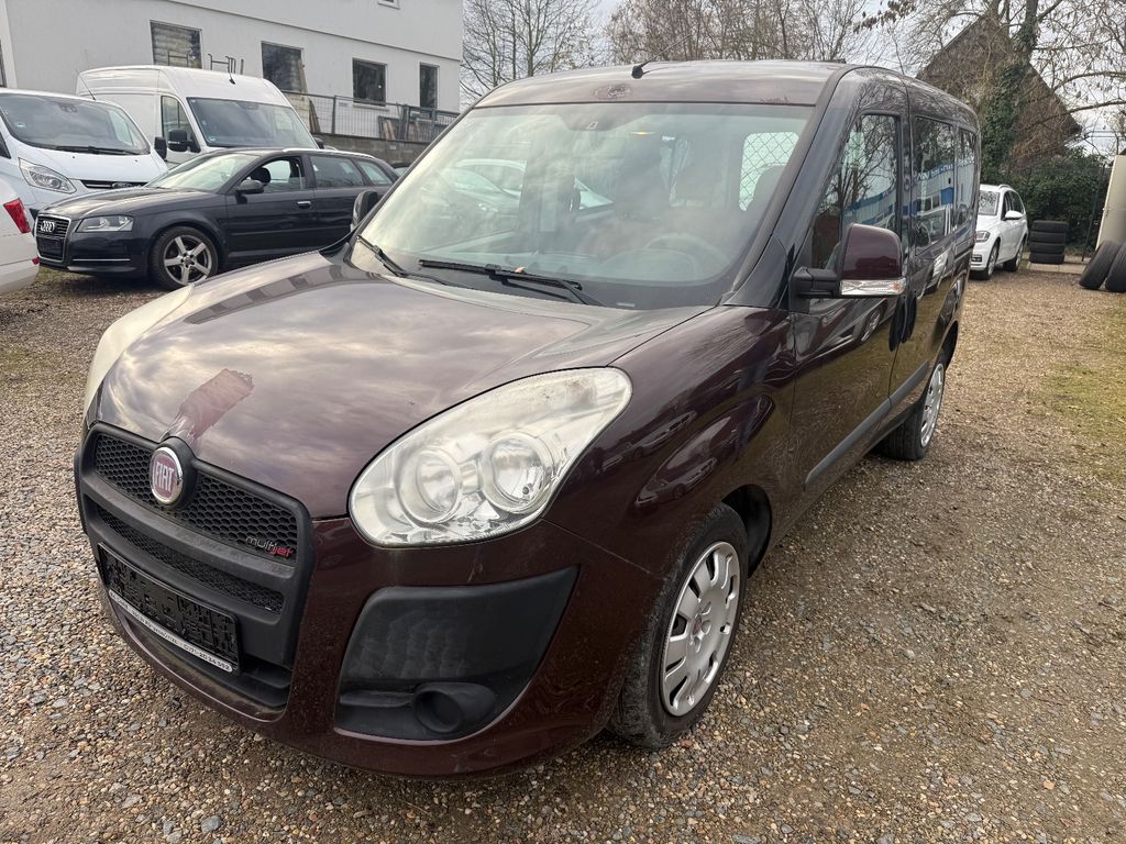 Fiat Doblo 2011