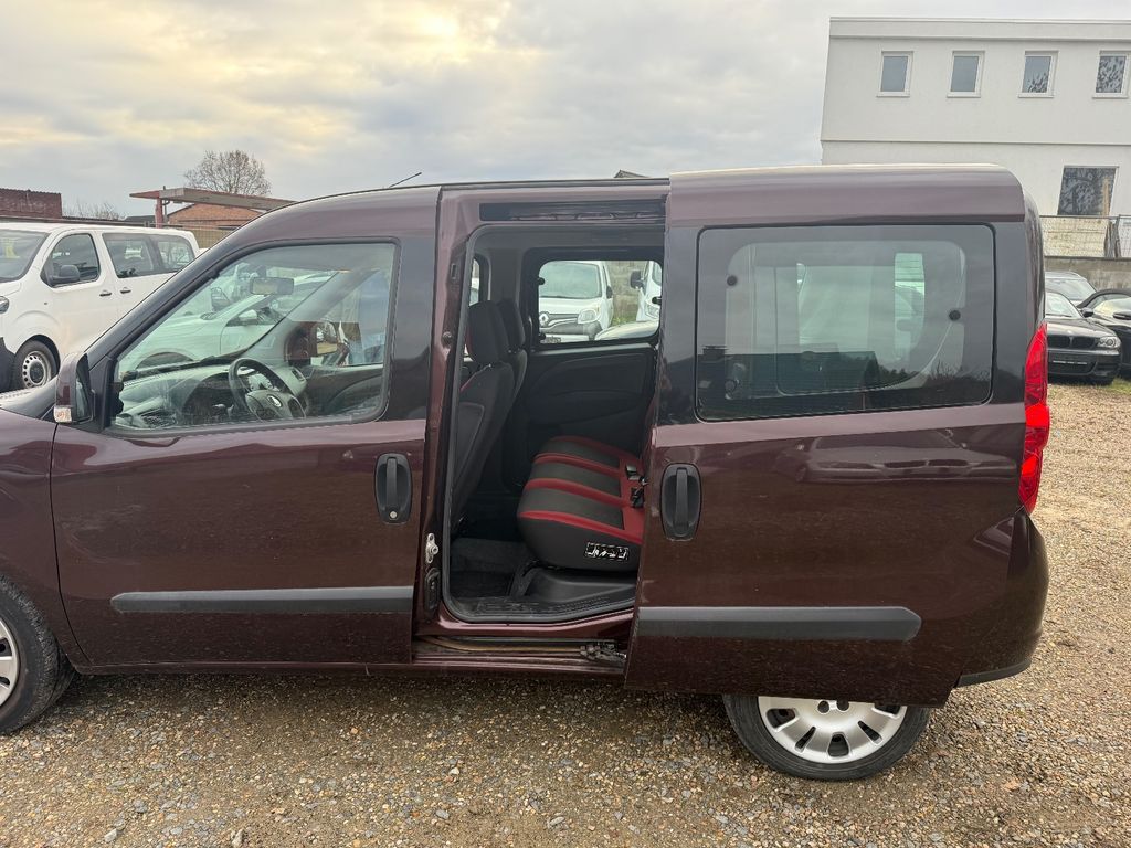 Fiat Doblo 2011