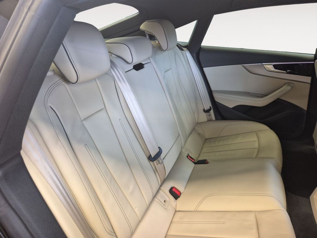 Audi A5 2022