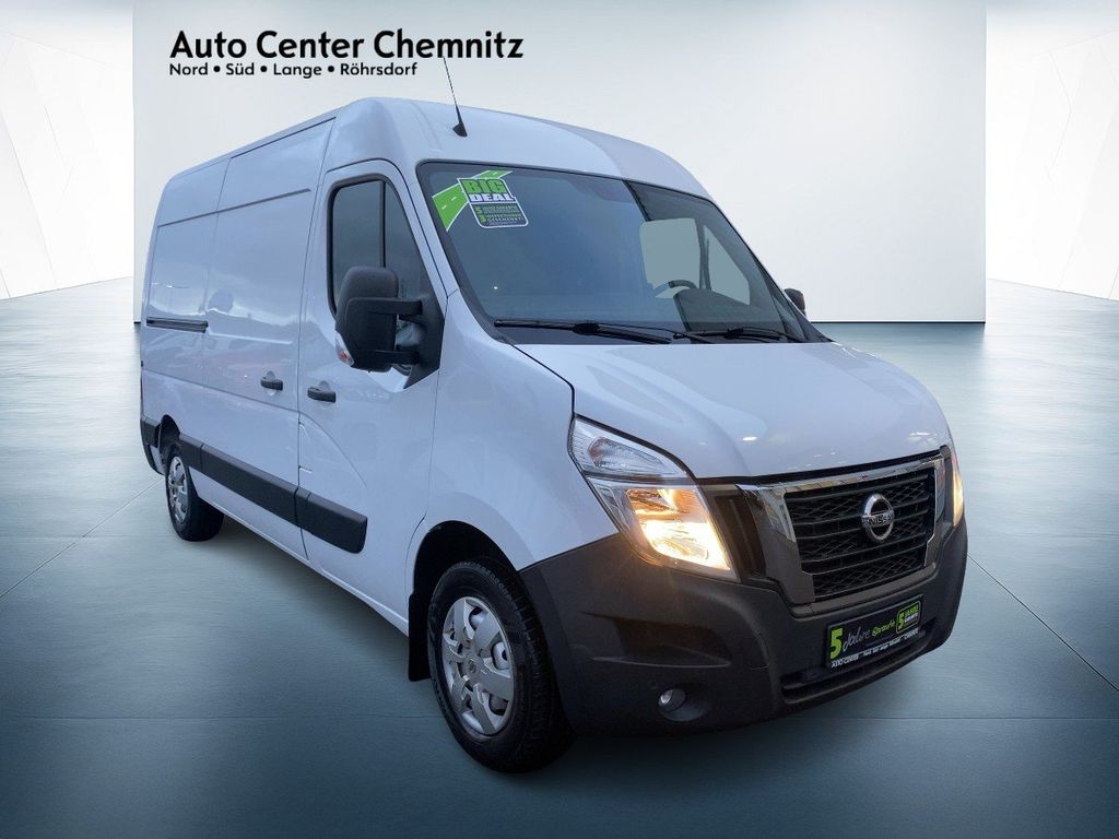 Nissan NV400 2020