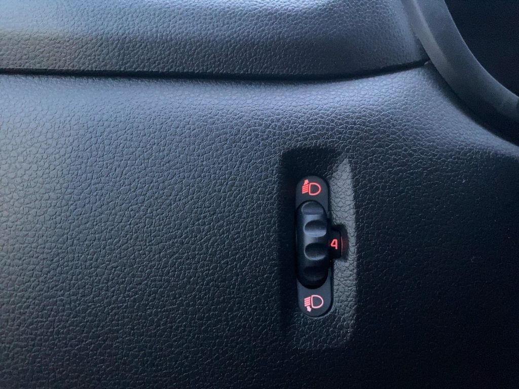 Nissan NV400 2020