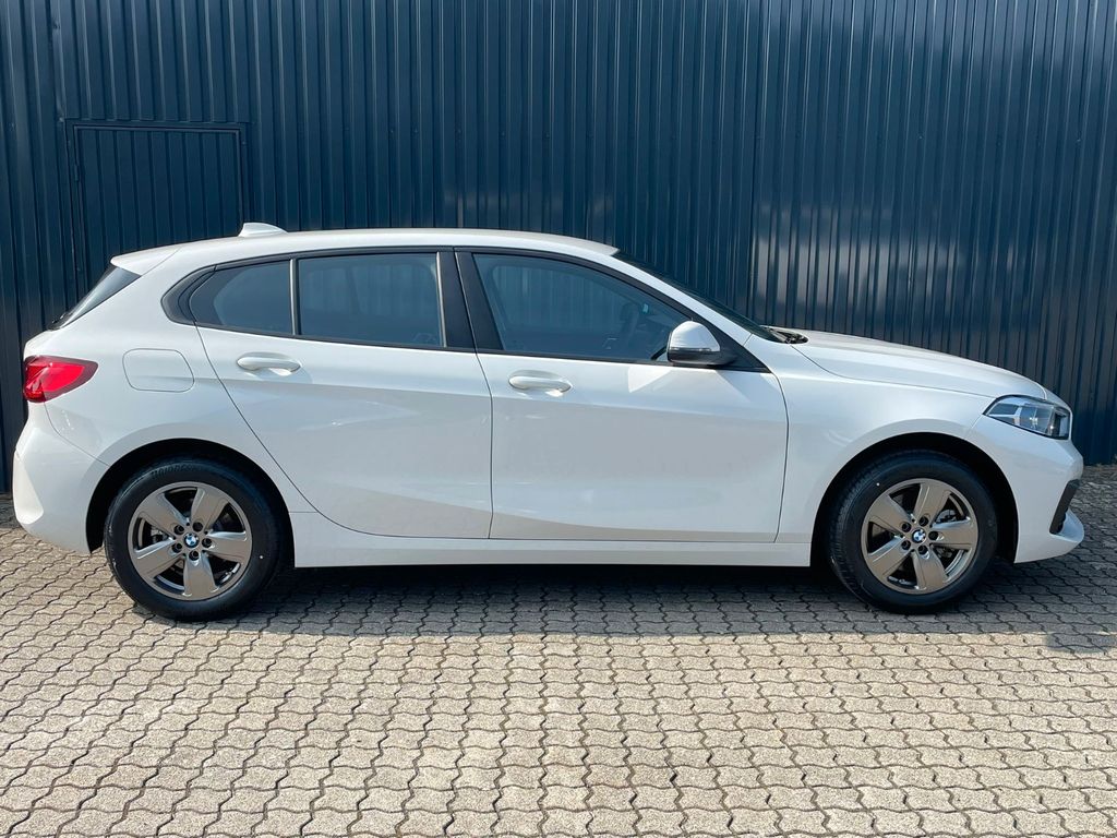 BMW 116 2024