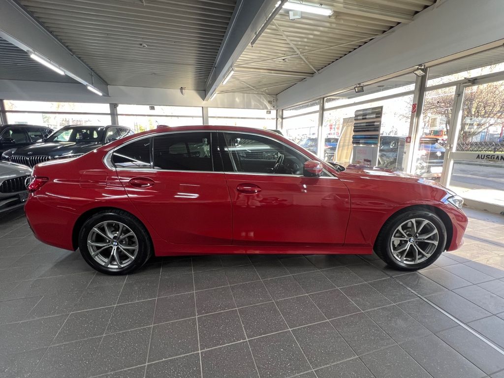BMW 330 2020