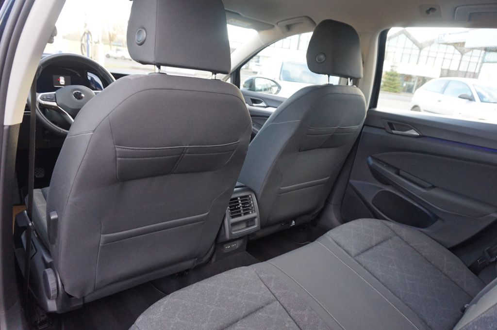 Volkswagen Golf 2021