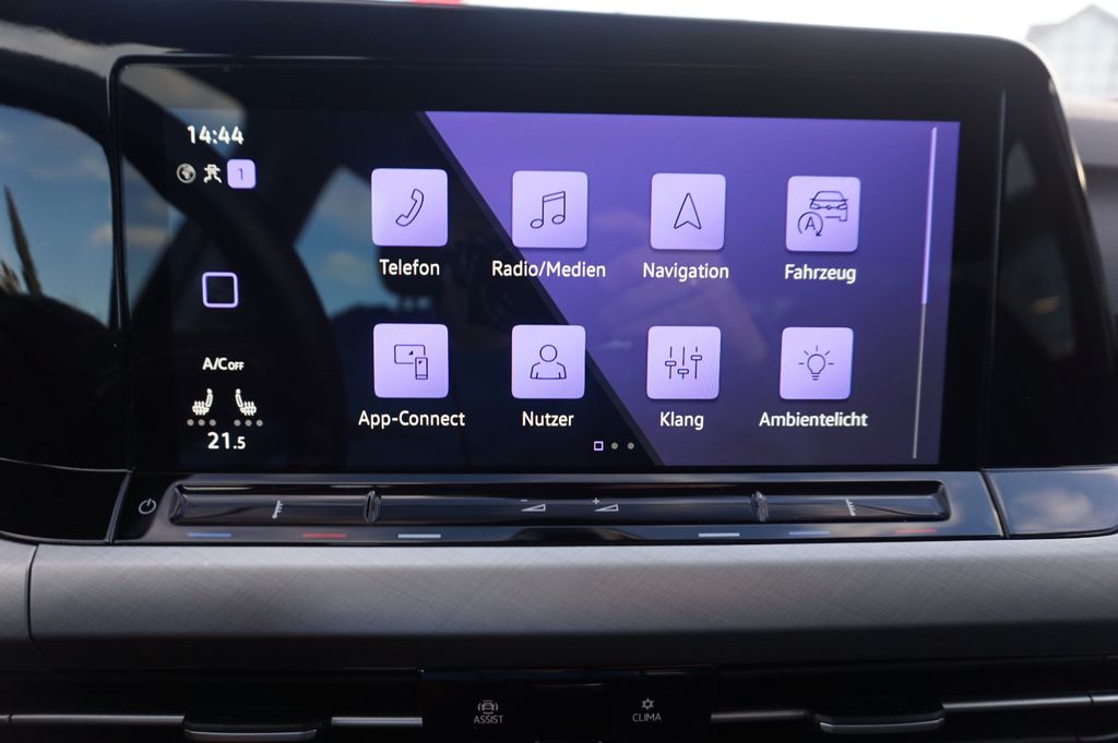 Volkswagen Golf 2021