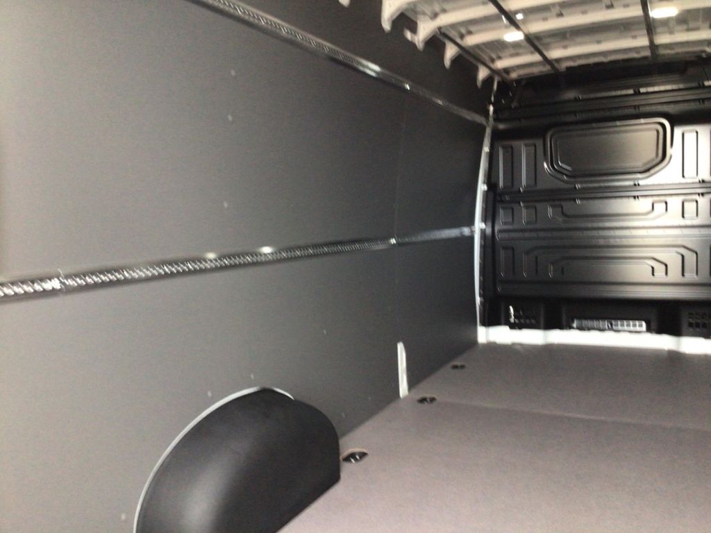 Volkswagen Crafter 2025