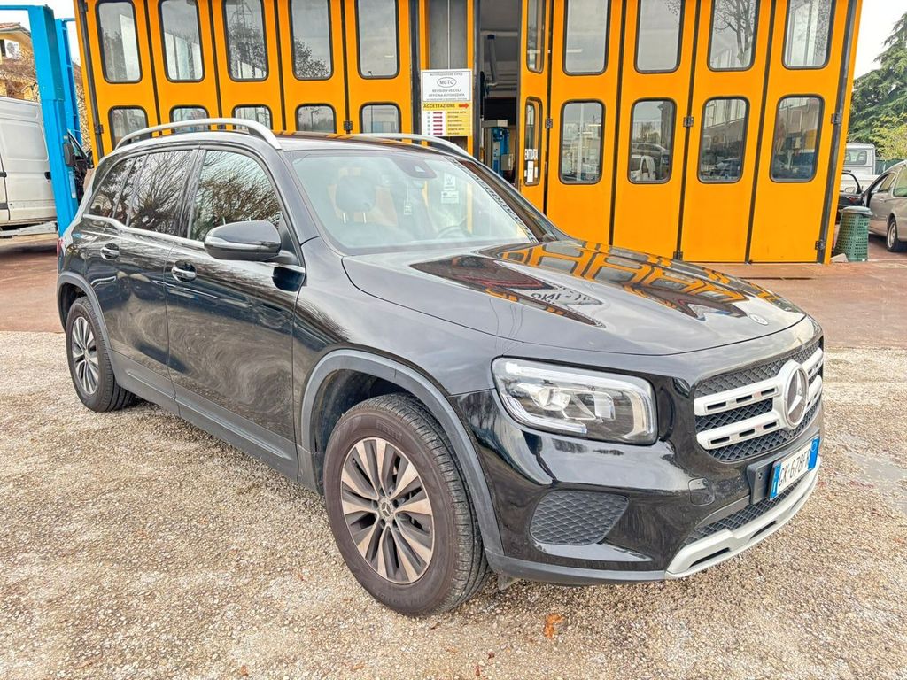 Mercedes-Benz GLB 200 2022